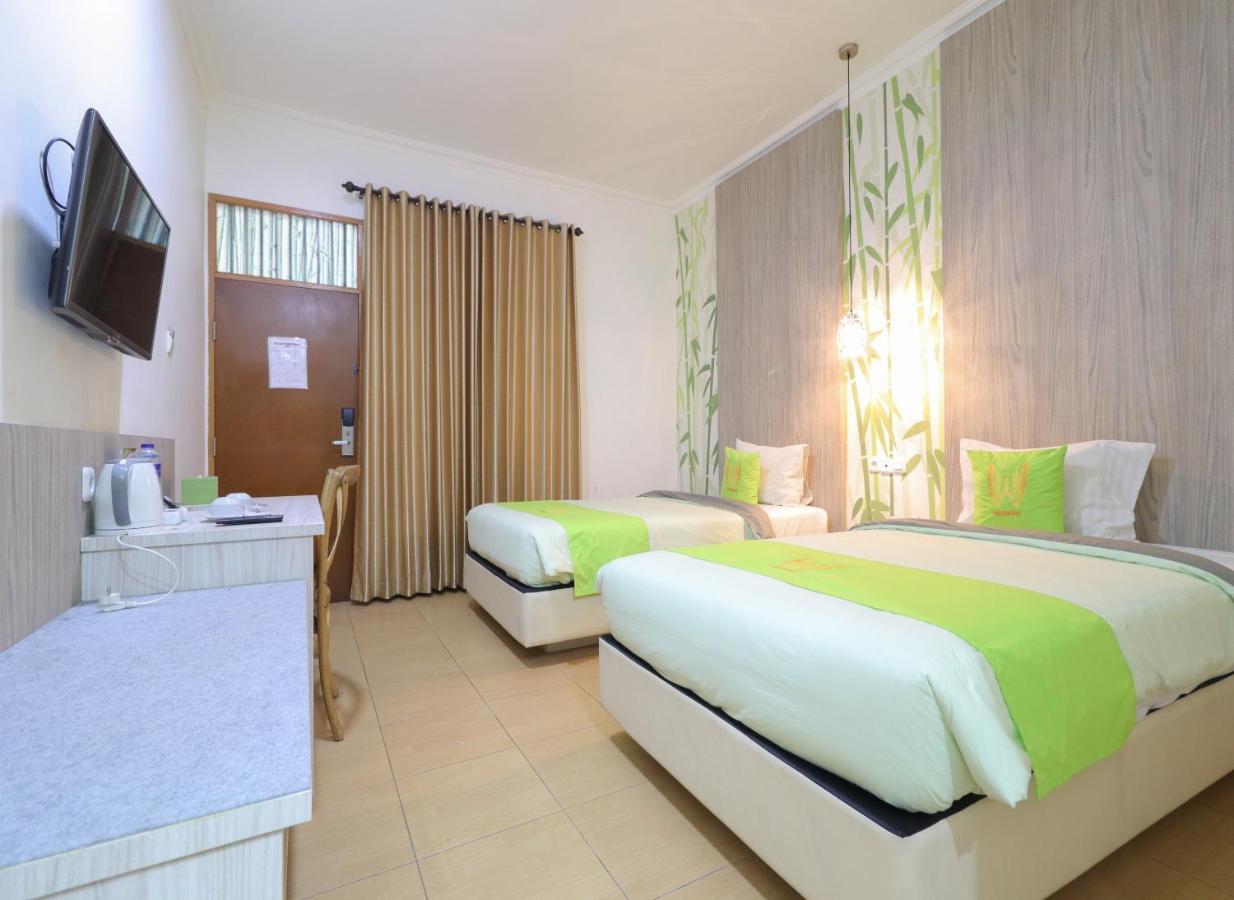 Hotel Huswah Airport Тангеранг Екстер'єр фото