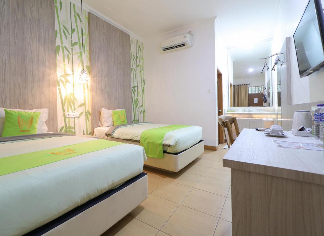 Hotel Huswah Airport Тангеранг Екстер'єр фото